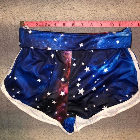 🌟 Scrunch Butt Brazilian Star Print Yoga Shorts - Picture 7 of 10